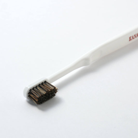 Horsehair toothbrush